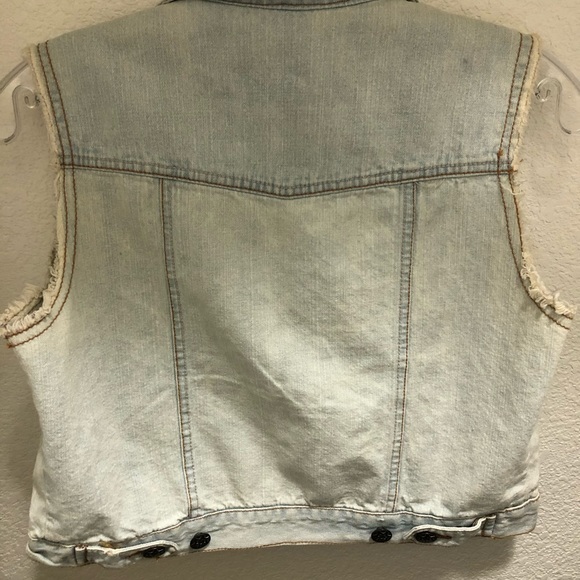 Light Blue Distressed Denim Vest - Picture 5 of 6